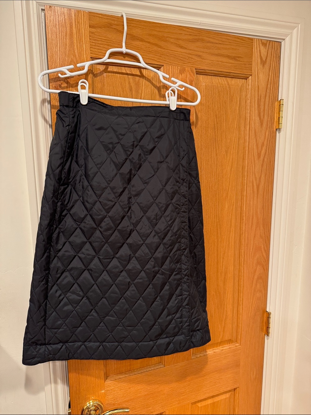 Quilted Black Fleece-Lined Women's Skirt